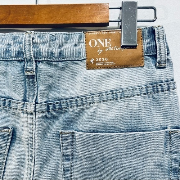 One x One Teaspoon 2020 High Waist Distressed Blue Denim Cut Off Fray Mini Skirt - Picture 9 of 12
